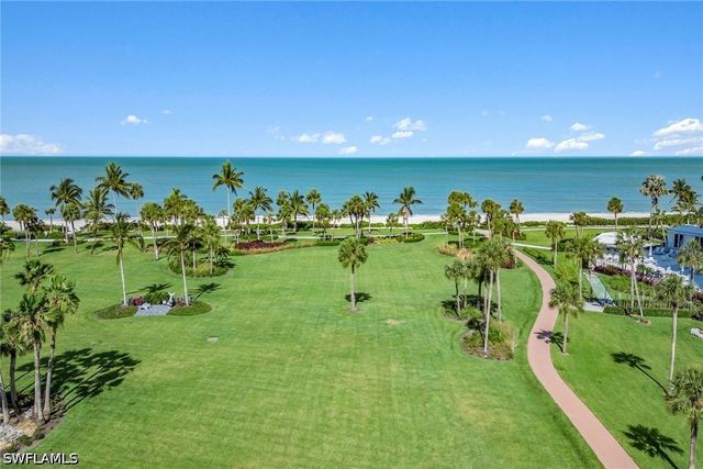 4031 Gulf Shore BLVD N 3B, Naples, FL 34103