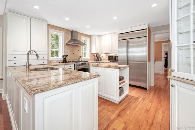 52 Intervale Place, Rye, NY 10580