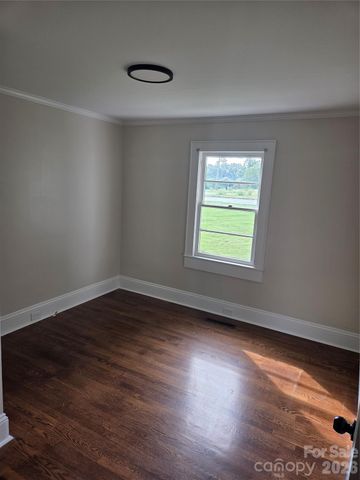 707 E 1st Street, Cherryville, NC 28021