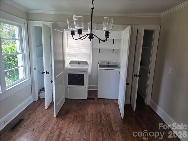 707 E 1st Street, Cherryville, NC 28021