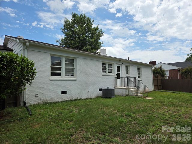 707 E 1st Street, Cherryville, NC 28021