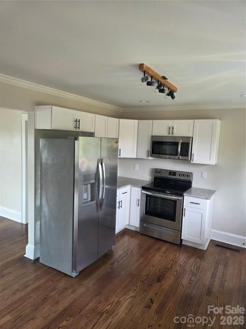 707 E 1st Street, Cherryville, NC 28021