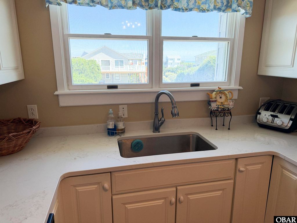 Image 18 of property listing at 131 Seabreeze Drive Lot 7, Duck, NC 27949