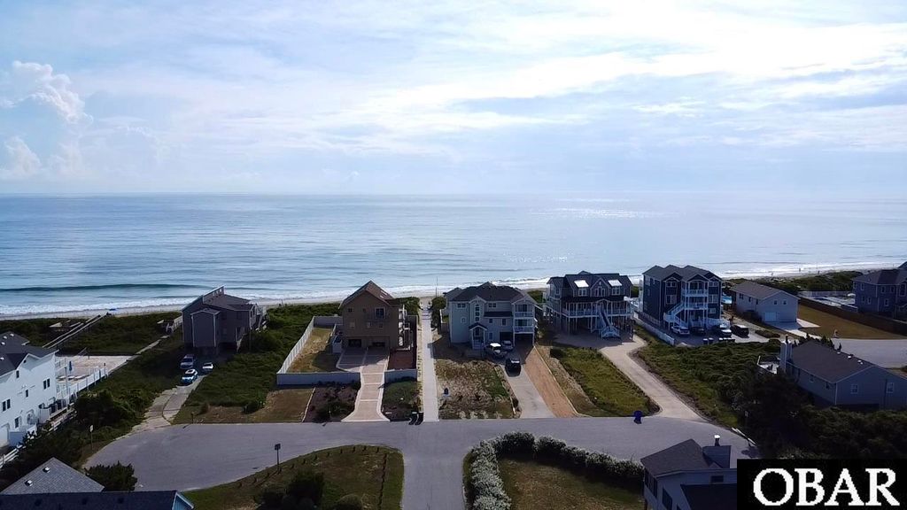 Image 50 of property listing at 131 Seabreeze Drive, Duck, NC 27949