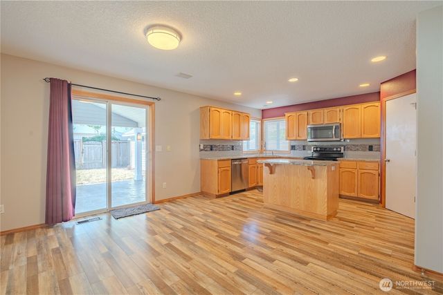 1116 NE 170th Court, Vancouver, WA 98684