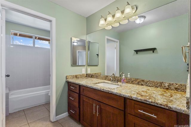 91-1015 Aawa Drive, Ewa Beach, HI 96706