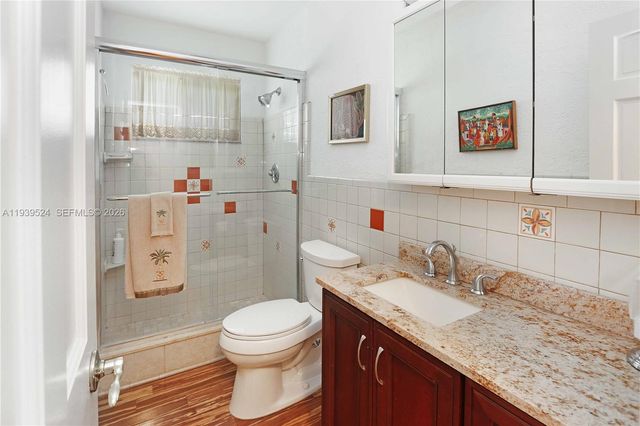 1412 Hollywood Blvd, Hollywood, FL 33020