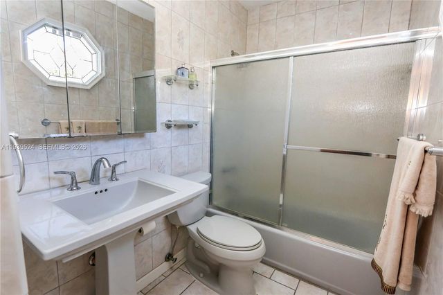 1412 Hollywood Blvd, Hollywood, FL 33020