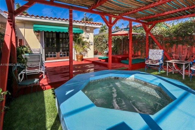 1412 Hollywood Blvd, Hollywood, FL 33020