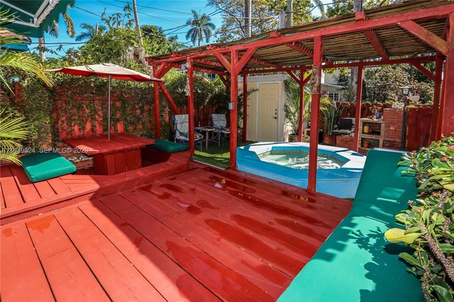 1412 Hollywood Blvd, Hollywood, FL 33020