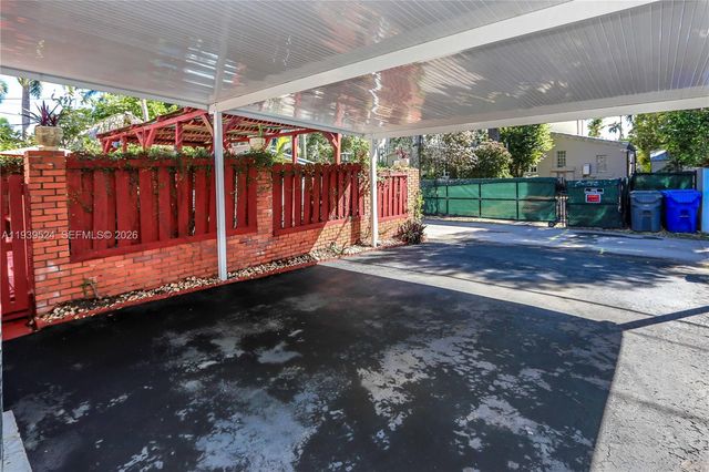 1412 Hollywood Blvd, Hollywood, FL 33020