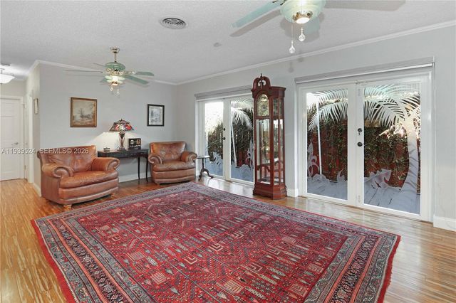1412 Hollywood Blvd, Hollywood, FL 33020