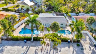 207 75TH STREET E, Bradenton Beach, FL 34217