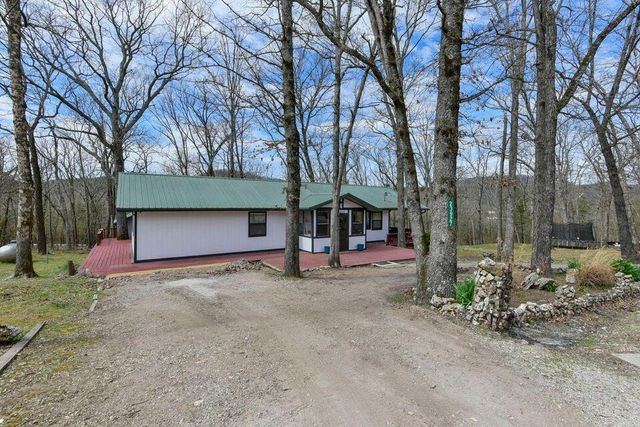 23927 Robin Drive, Golden, MO 65658