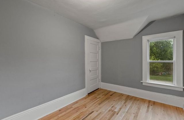 524 S Dakota Avenue, New Richmond, WI 54017