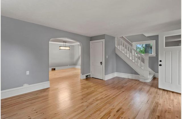 524 S Dakota Avenue, New Richmond, WI 54017