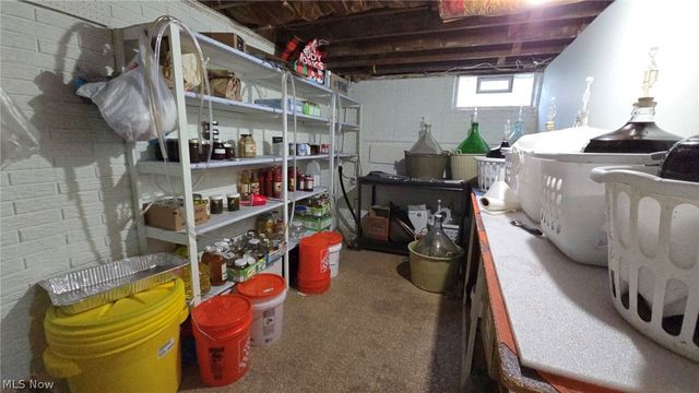 18290 Whitney Road, Strongsville, OH 44149