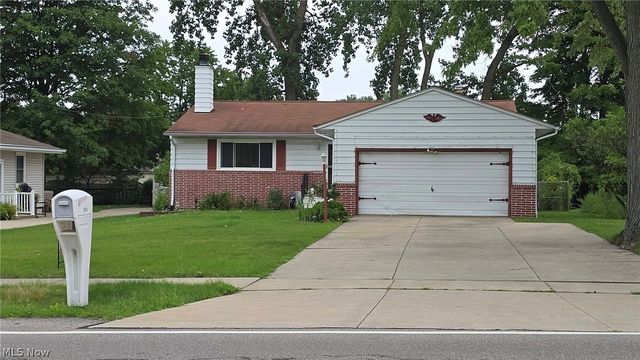 18290 Whitney Road, Strongsville, OH 44149