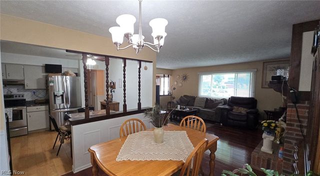18290 Whitney Road, Strongsville, OH 44149