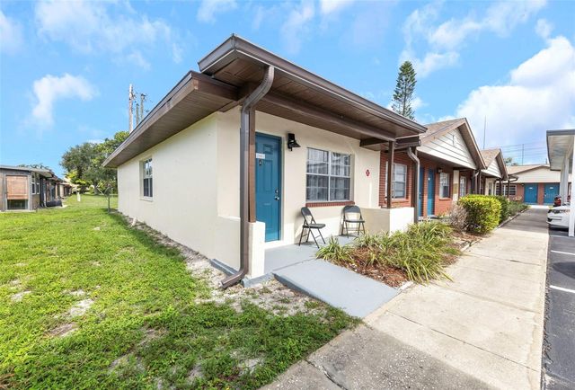 24862 US HIGHWAY 19 N 2001, Clearwater, FL 33763