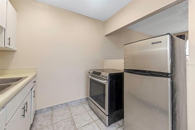 24862 US HIGHWAY 19 N 2001, Clearwater, FL 33763