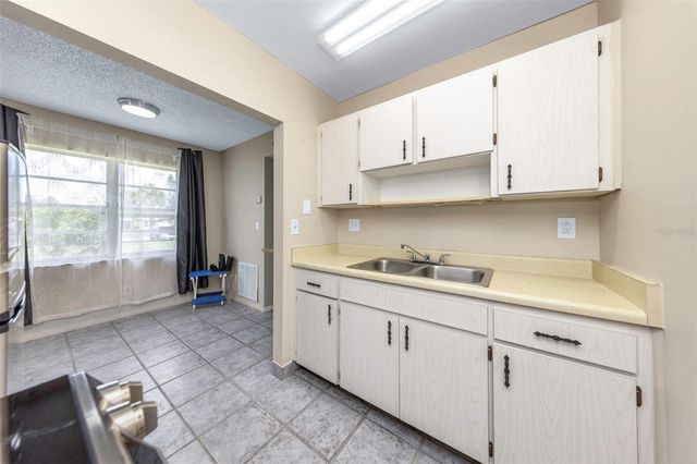 24862 US HIGHWAY 19 N 2001, Clearwater, FL 33763