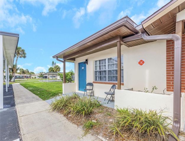 24862 US HIGHWAY 19 N 2001, Clearwater, FL 33763