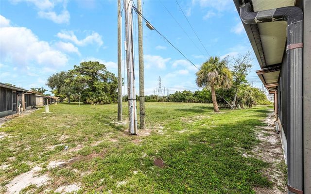 24862 US HIGHWAY 19 N 2001, Clearwater, FL 33763