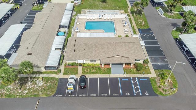 24862 US HIGHWAY 19 N 2001, Clearwater, FL 33763