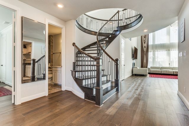 2705 Calvin Road, Mckinney, TX 75071