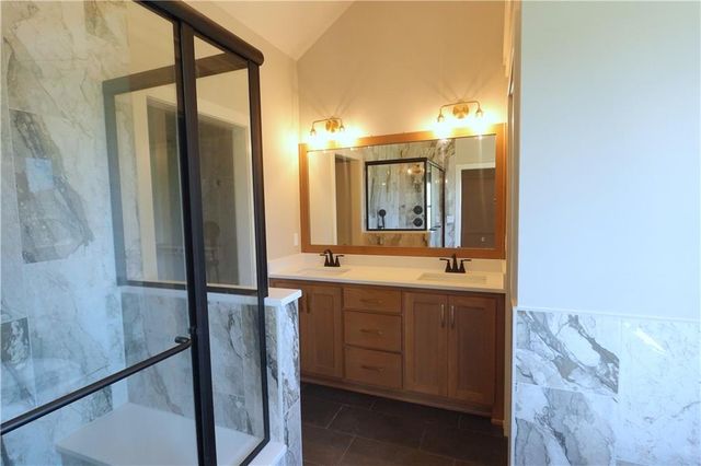 12720 NW Larkspur Lane, Platte City, MO 64079