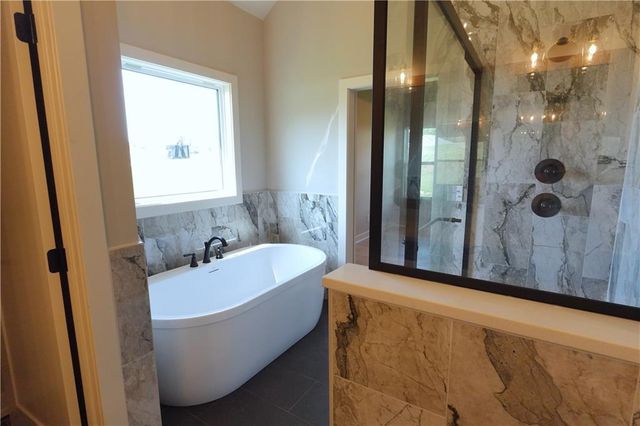 12720 NW Larkspur Lane, Platte City, MO 64079