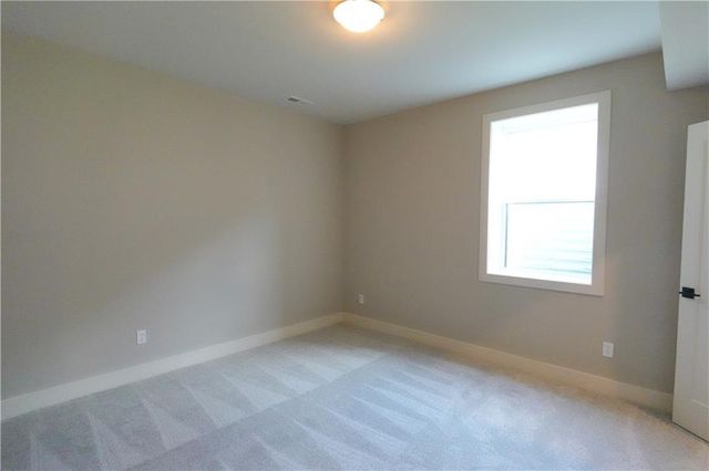 12720 NW Larkspur Lane, Platte City, MO 64079