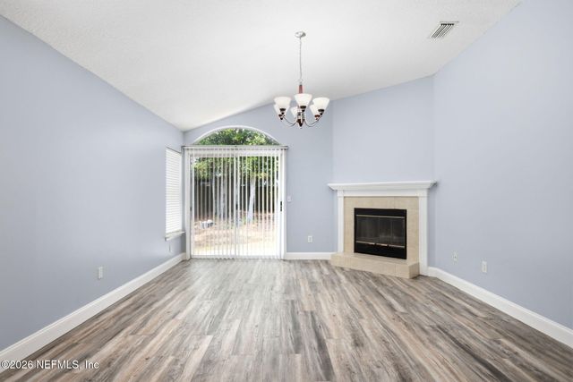1134 RADIS Place, Jacksonville, FL 32225