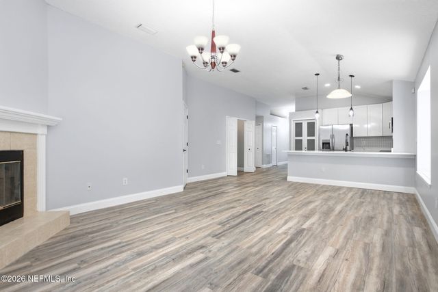 1134 RADIS Place, Jacksonville, FL 32225