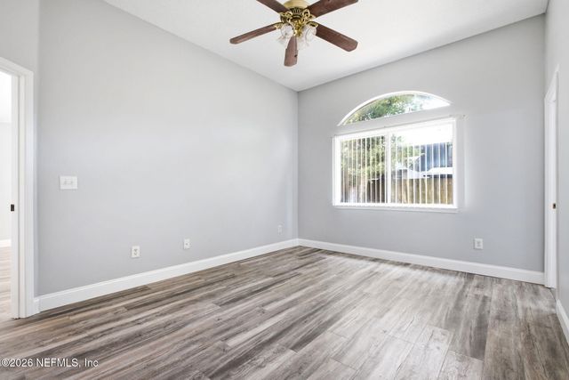 1134 RADIS Place, Jacksonville, FL 32225