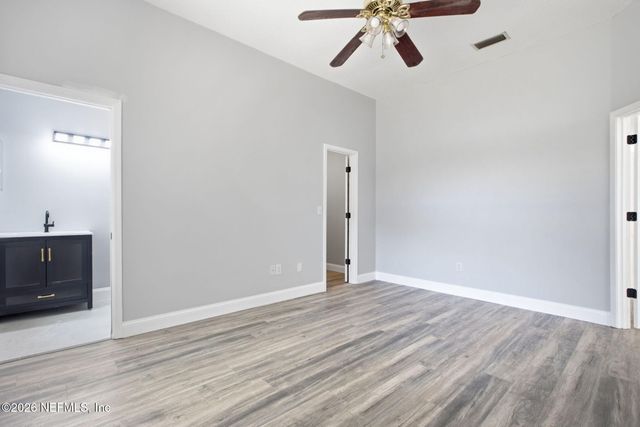 1134 RADIS Place, Jacksonville, FL 32225