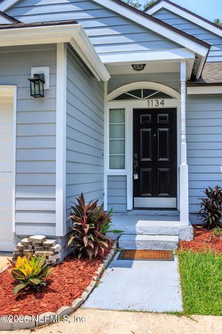 1134 RADIS Place, Jacksonville, FL 32225