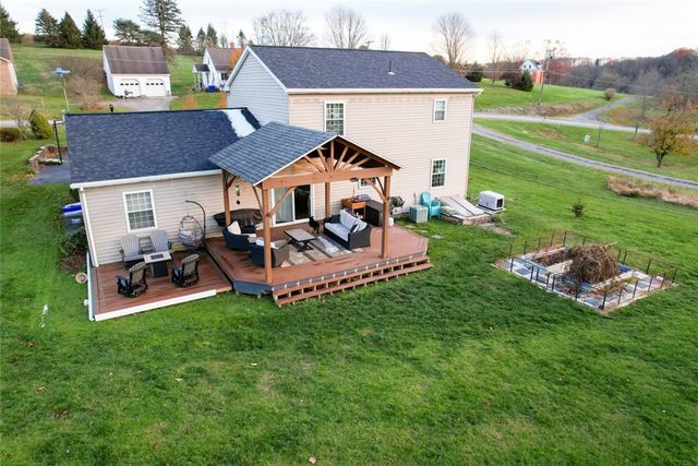 157 Moore Rd, Center Twp, PA 16001