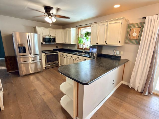 157 Moore Rd, Center Twp, PA 16001