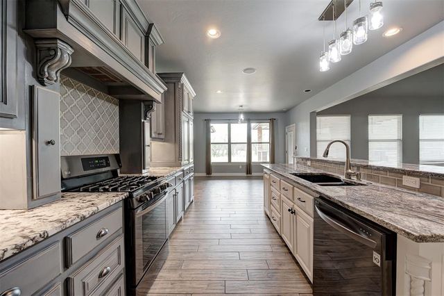 10060 E Stella Acres Lane, Oklahoma City, OK 73165