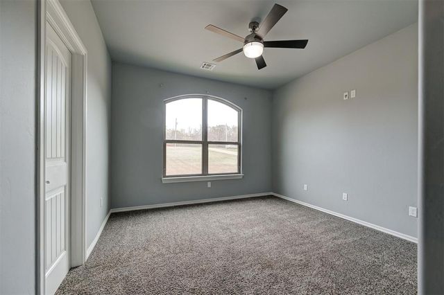 10060 E Stella Acres Lane, Oklahoma City, OK 73165