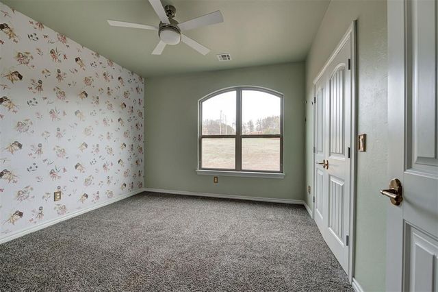 10060 E Stella Acres Lane, Oklahoma City, OK 73165