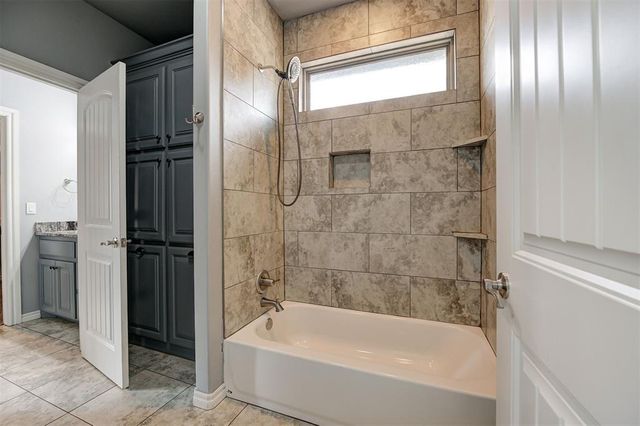 10060 E Stella Acres Lane, Oklahoma City, OK 73165