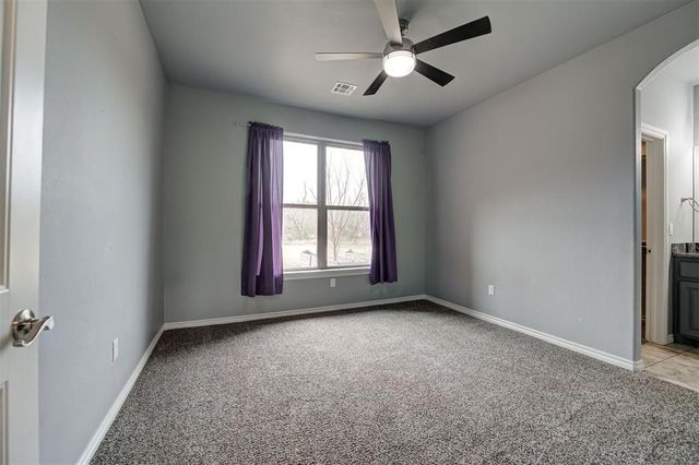 10060 E Stella Acres Lane, Oklahoma City, OK 73165