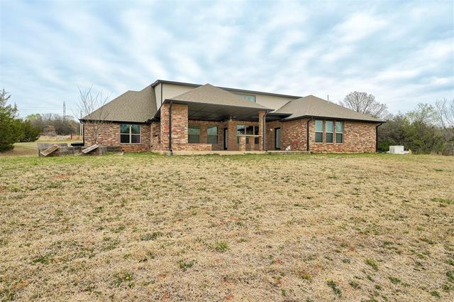 10060 E Stella Acres Lane, Oklahoma City, OK 73165