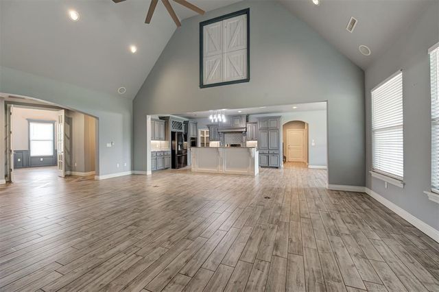 10060 E Stella Acres Lane, Oklahoma City, OK 73165