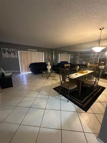 4158 Inverrary Dr 405, Lauderhill, FL 33319