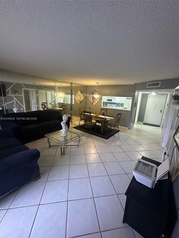 4158 Inverrary Dr 405, Lauderhill, FL 33319