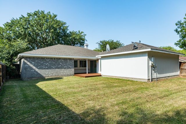 3042 Pecan Point Drive, Sugar Land, TX 77478
